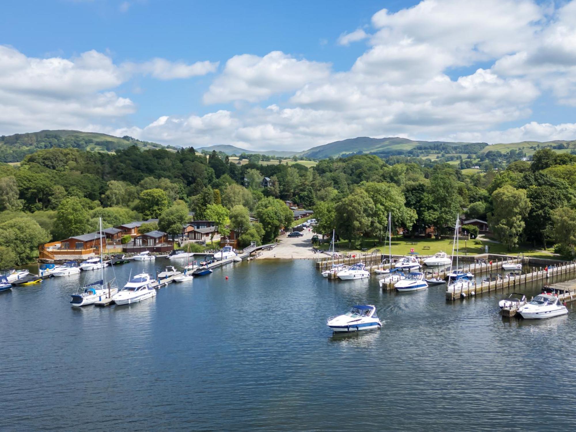 Damson Lodge Windermere Bagian luar foto